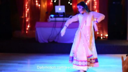 Pakistani Wedding Dance on Song A Ja Nach Le Nach le HD