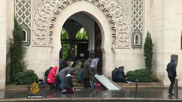 French Muslims speak out against ISIL attacks