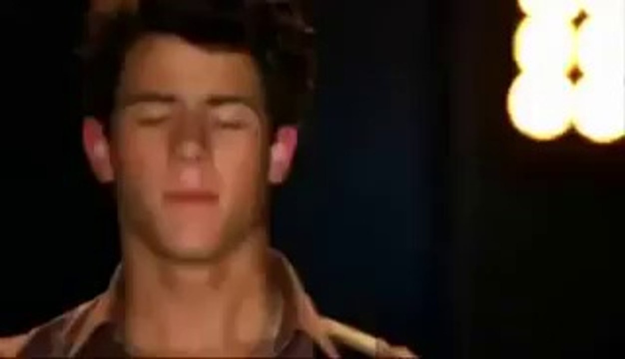 jonas-brothers-feat-miley-cyrus-demi-lovato-and-selena-gomez-send-it-on-hq-lyrics-h264-5419