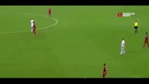 Crazy Girl Pops On Field During Bayern Munich Match