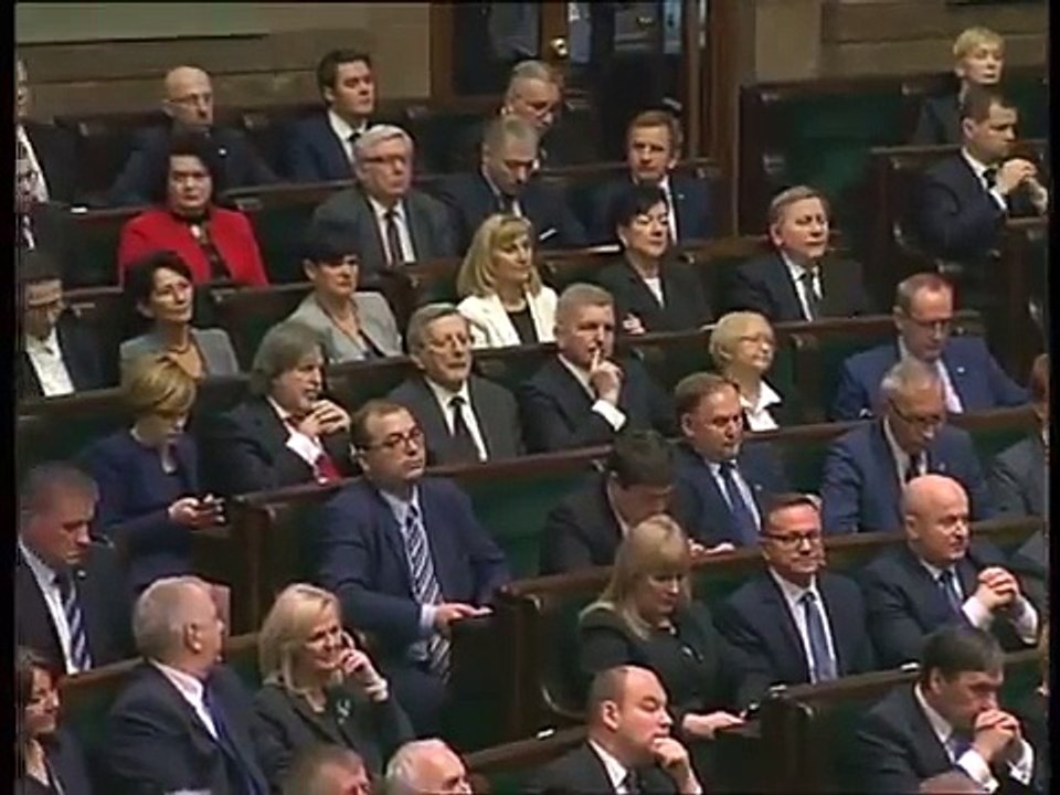 Prezydent RP Andrzej Duda przemawia na pierwszym posiedzeniu Sejmu