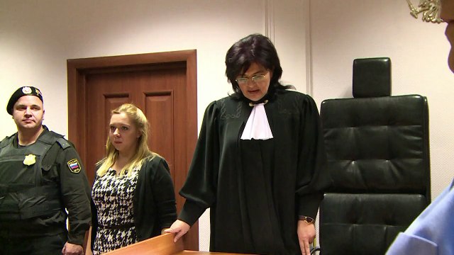 Syrians stuck in Moscow airport fined for trying to jump border