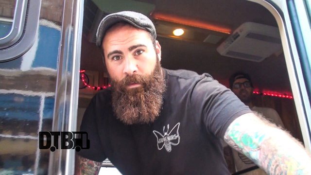 Four Year Strong - BUS INVADERS Ep. 896