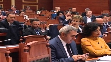 Report TV - Ja 34 dembelët që shpërfillin çdo ditë Kuvendin e Shqipërisë