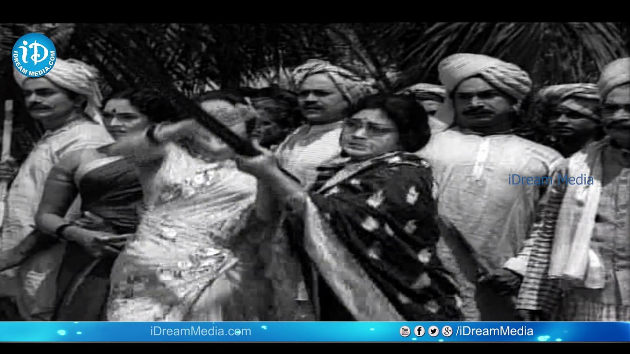 Bhale Mastaru Movie Climax Scene - TV Raju Songs, NTR, Anjali Devi