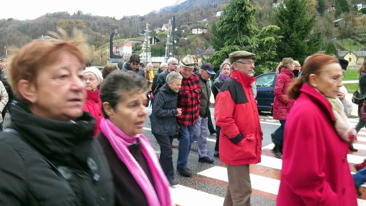 Marche silencieuse pour Paris à Albertville