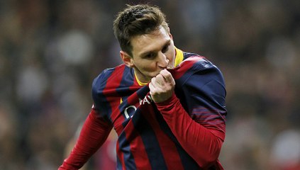 Célébration Clasico : Messi embrasse le maillot du Barça