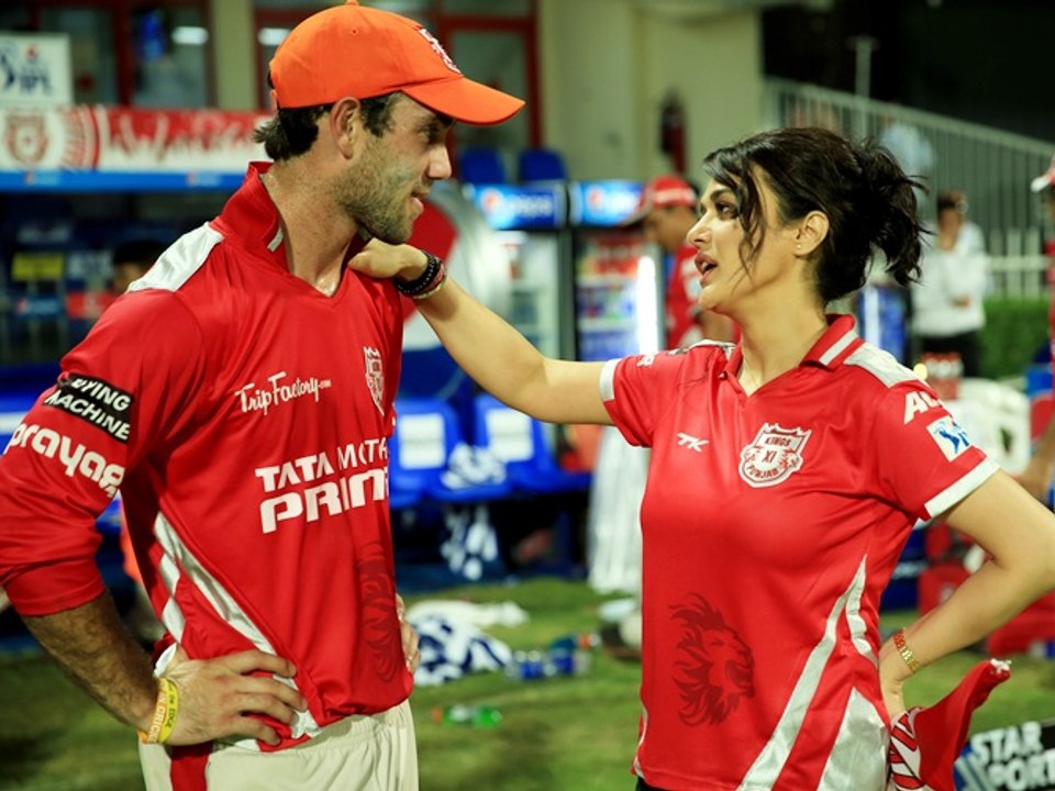 IPL 2014 HOT SCEEN IN AUDIONS