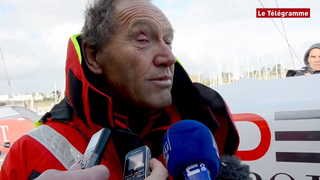 Trophée Jules Verne. Francis Joyon annonce son départ