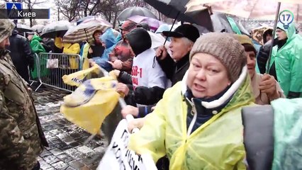 Річниця Майдану. Правоохоронці перекрили Інститутську