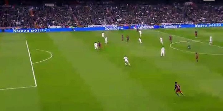 Luis Suarez Goal - Real Madrid vs FC Barcelona 0-1