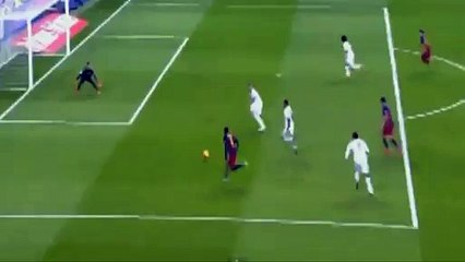 Marcelo INCREDIBLE Goal Line Clearance - Real Madrid vs Barcelona 0-2 (El Clasico) 2015