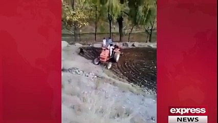 "..Khan Sahib Ki Aqal.." - Adnan Ali Abbas