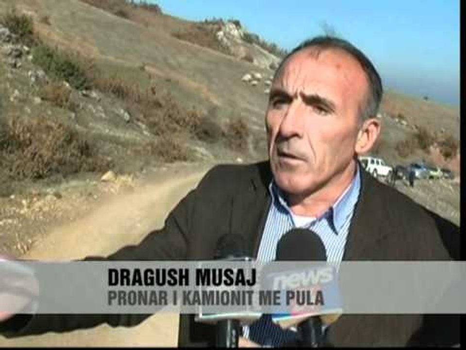 Asgjësohet kamioni me pulat - Vizion Plus - News - Lajme