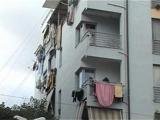 Atentat nëndrejtorit te policisë se Tiranes - Vizion Plus - News - Lajme
