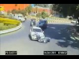 Live Accidents Caught on CCTV India New Delhi
