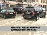Reshjet e shiut përmbytin Vlorën - Vizion Plus - News - Lajme