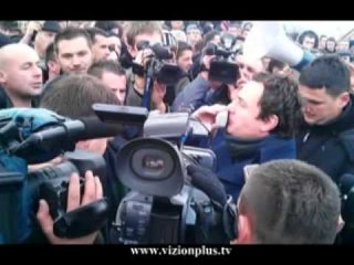 Kosove, nisin përleshjet - Vizion Plus - News - Lajme