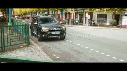 pub Dacia '10 ans et demi' 2015 [HQ]