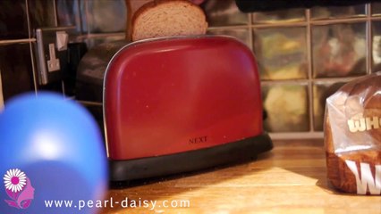 GET READY WITH ME! MORNING ROUTINE, MAKEUP. AND A SNOWMAN. | Amena