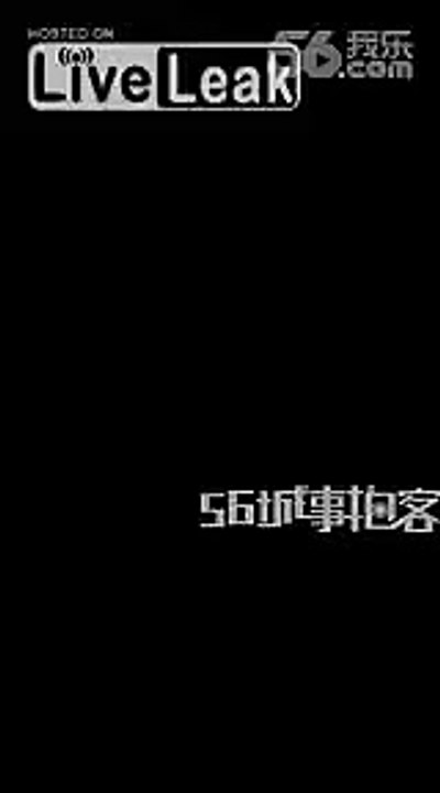 Man gets Slapped for Touching Girls Butt on Subway