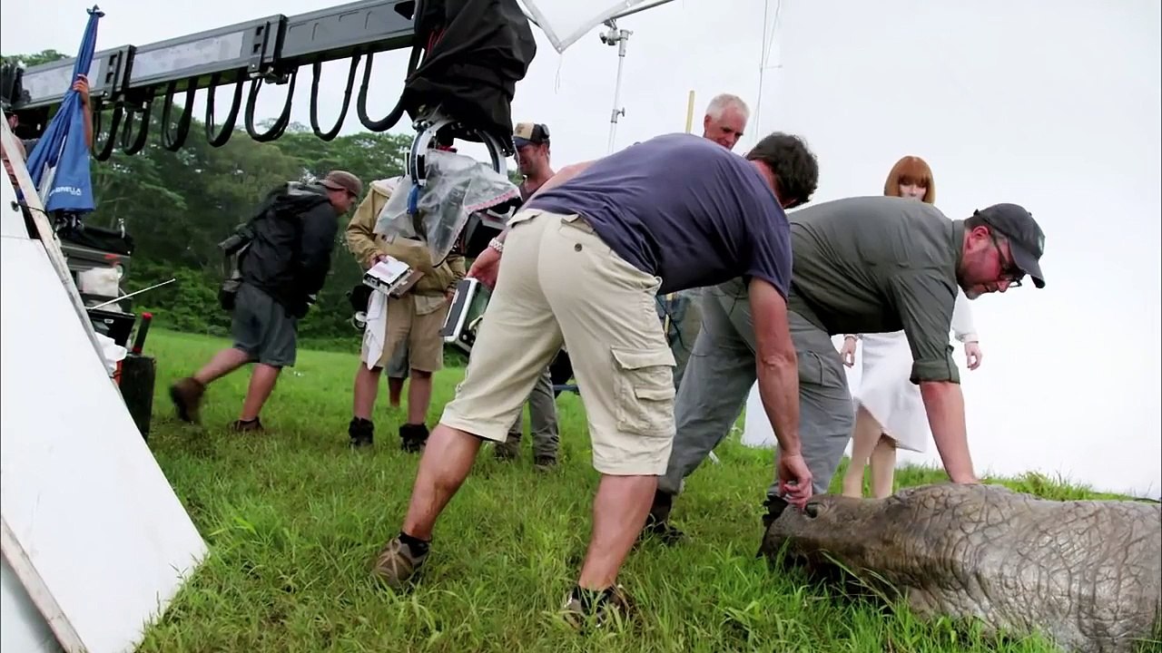 JURASSIC WORLD Blu-ray Featurette - Animatronics (2015) Chris Pratt Sci-Fi Movie HD