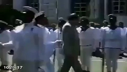 Indian Prime Minister Rajiv Ghandi Beaten By Srilankan Solider-RAW Footage