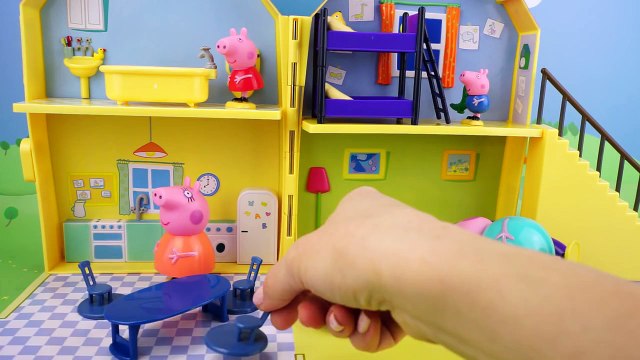 Домик Свинки Пеппы. Весёлое видео про игрушечный домик с