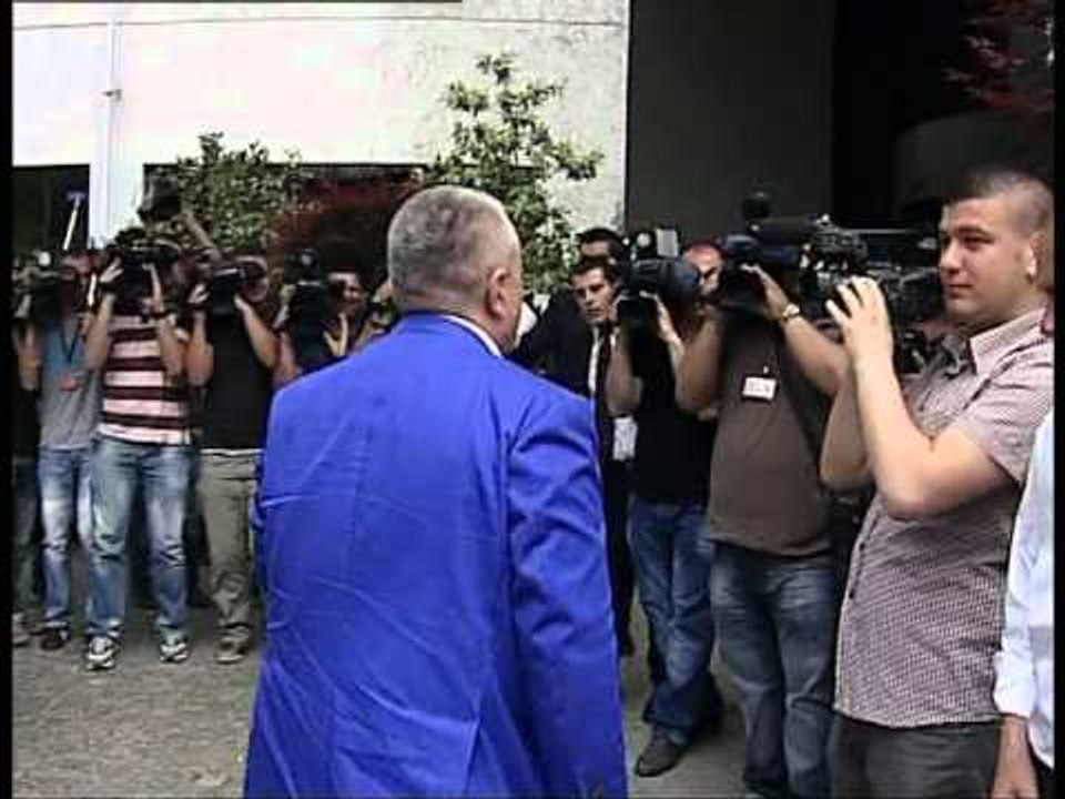 TAKIM NE TETOVE EDI RAMA DHE ILIR META RRETH 90 MINUTA KOKE ME KOKE LAJM