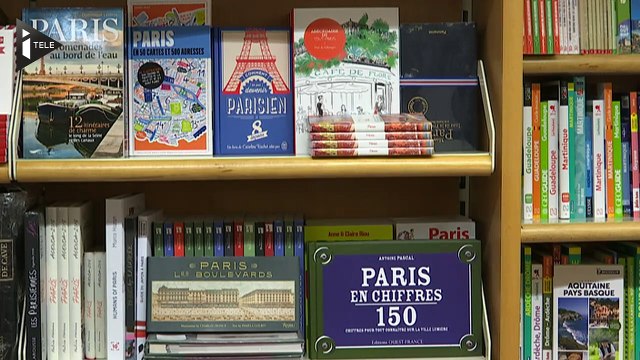 Engouement pour le roman Paris est une fête d'Hemingway depuis les attentats