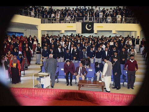 Dhondo gy Agar Mulkon Mulkon, milne k nahi nayaab hain hum, Shaheer Sialvi