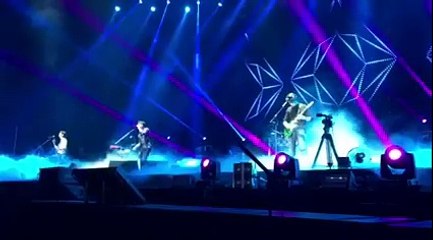 20151121_[koreastardaily]CNBLUE 'COME TOGETHER' in H.K-singing part