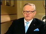 AHTISAARI QARTESON NUK KA NDRYSHIM TE KUFIJEVE NE KOSOVE DHE AS PLAN SPECIAL LAJM