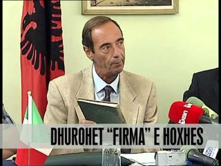 Dhurohet "firma" e Hoxhes - Vizion Plus - News - Lajme