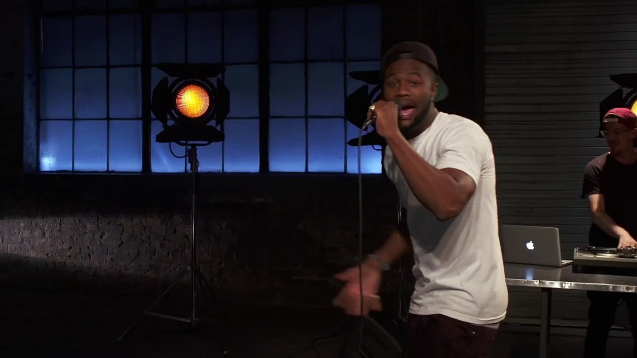 Casey Veggies "Backflip" Live @ "Vevo DSCVR", 10-19-2015 Pt.2