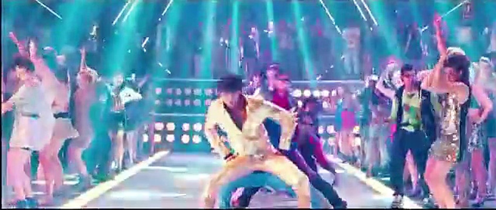 Besharam Title Song -- Full Video (HD) -- Ranbir Kapoor, Pallavi Sharda