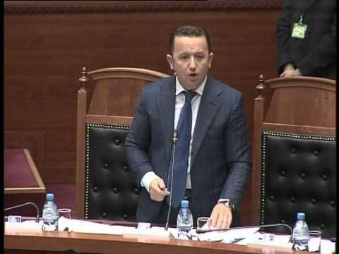 SOCIALISTET AKUZOJNE-BERISHA PAGOI VEHBI ALIMUÇEN DHE JO ISH TE PERNDJEKURIT