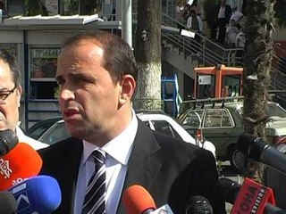 DREJTORI I RI I QSUT NIS PUNE ME MENAXHIMIN E TRAFIKUT NE AMBJENTET E SPITALEVE LAJM