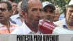 Protesta e ish të përndjekurve para Kuvendit - Vizion Plus - News - Lajme
