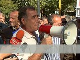 Vijon protesta e ish të përndjekurve - Vizion Plus - News - Lajme