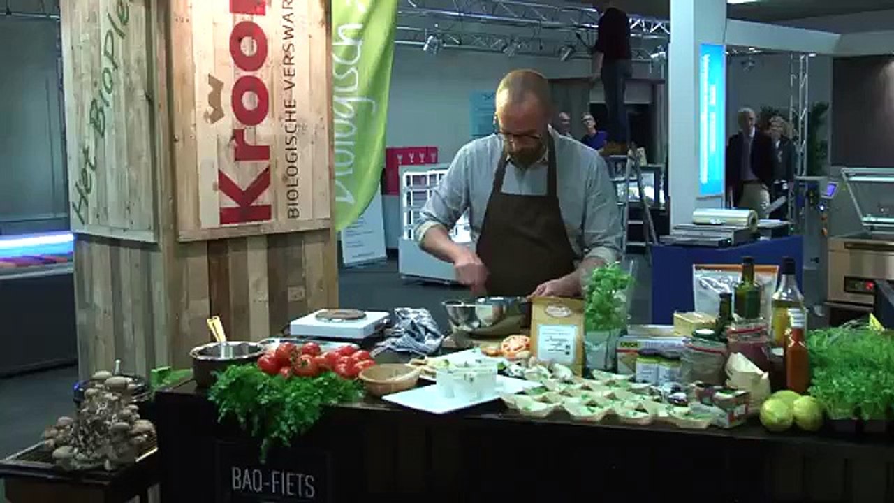 Serving McDonalds to food experts