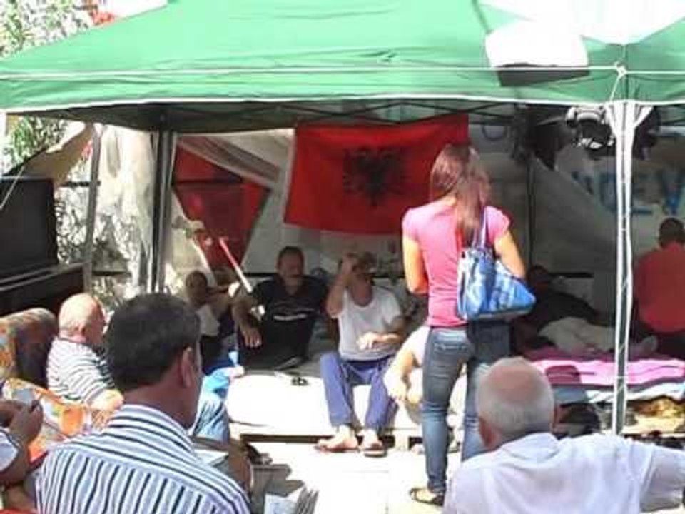 ISH GREVISTET E URISE SKENDER TUFA I SHKRUAN BERISHES DHE I KERKON TE TAKOHEN LAJM