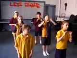 Australian Kids Dancing on Indian Song