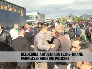 Protesta për dritat në Lezhë - Vizion Plus - News - Lajme