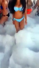 Kızlar coşkuyu vermiş Oryantal dans!