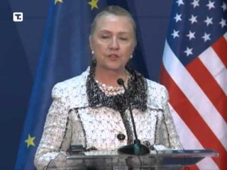 CLINTON NE KOSOVE NE SERBI BERI TE QARTE SE KOSOVA ESHTE SHTET I PAVARUR LAJM