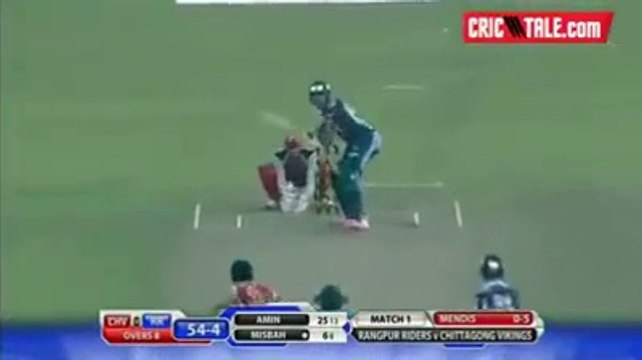 Misbah ul Haq 61 Runs Of 39 Balls against Chittagong Vikings in BPL T20 2015.