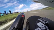 BMW Superbike chase! William Dunlop vs Michael Rutter! Isle of Man TT 2015 - On Bike