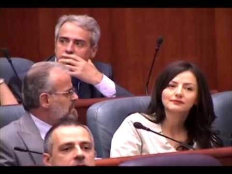 QEVERIA E MAQEDONISE PRITEN NDRYSHIME BRENDA KETIJ VITI NE KABINETIN GRUEVSKI LAJM