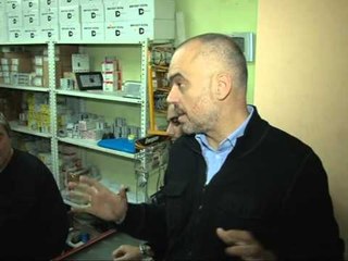 RAMA NE TIRANE TAKOHET ME BIZNESIN E VOGEL NE NJESINE BASHKIAKE 7 LAJM